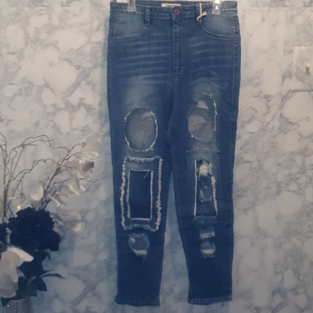 Plus size jeans with holes